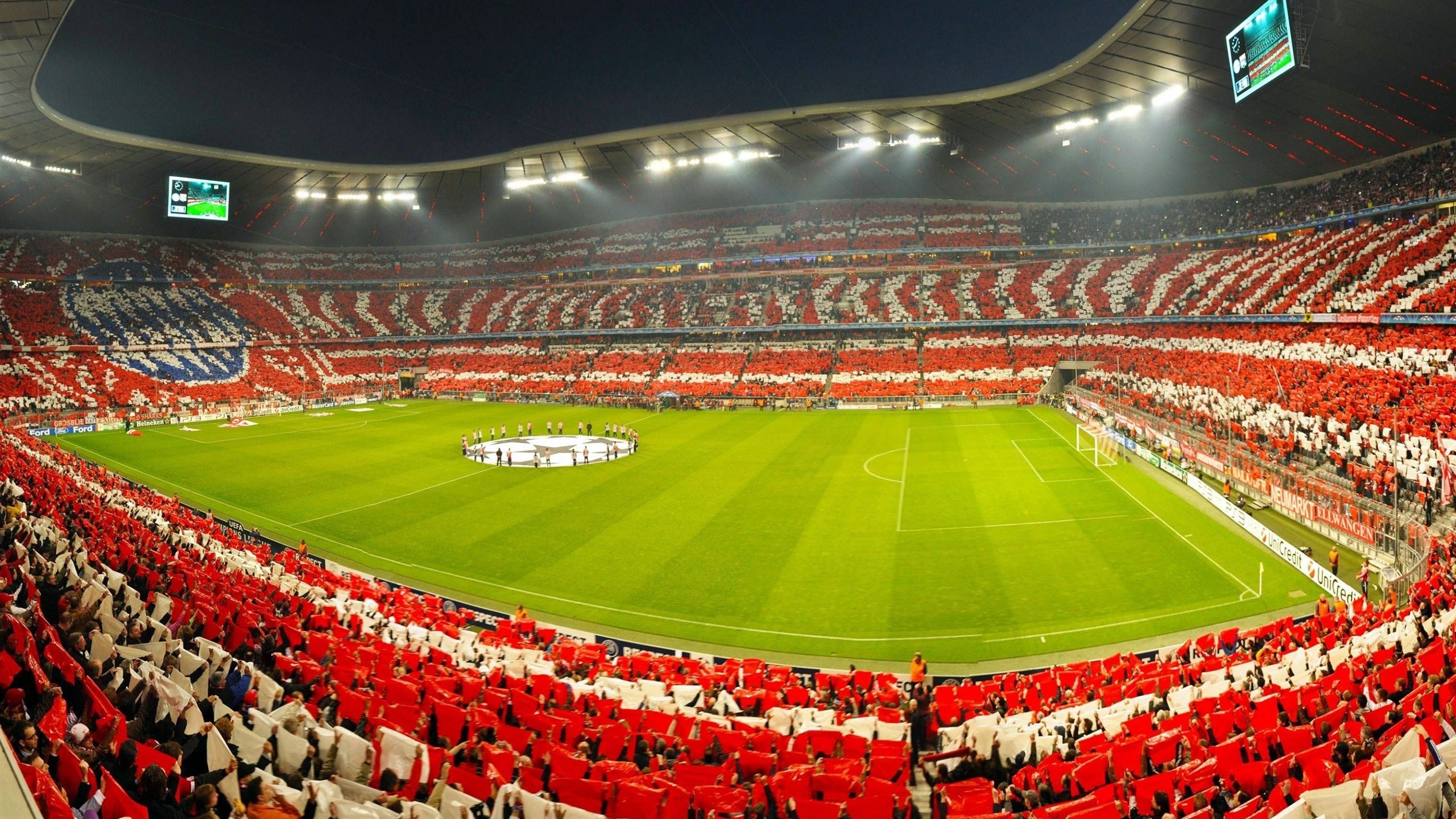 安第斯山的怒吼，秘鲁生死战擒厄瓜多尔，美加墨世界杯之路绝境逢生